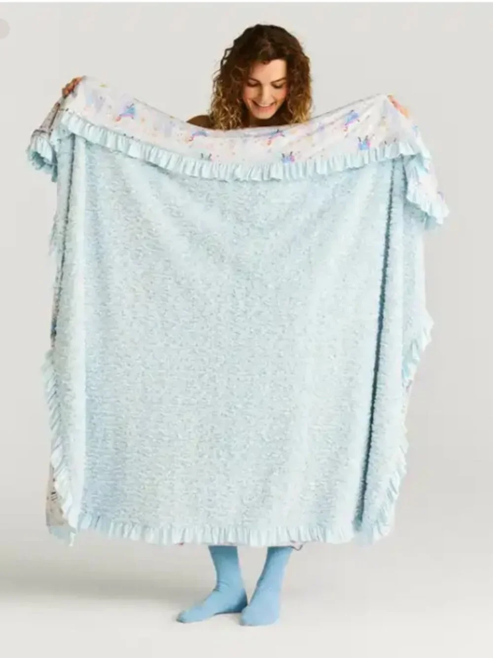 Posh Peanut Frozen Minky Ruffled Luxe Patoo® Blanket
